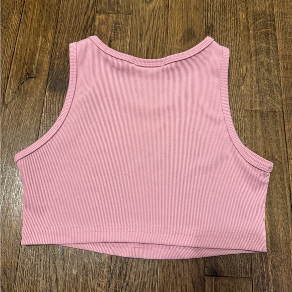baby pink cropped tank top!!💗🌸 - Picture 2 of 2